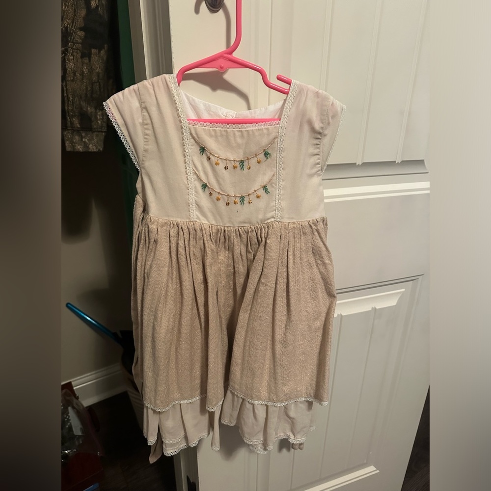 Size 4T well dressed wolf dress .